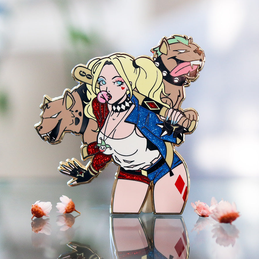 Madebynuwa Harley Quinn buy and Poison Ivy V2 enamel pins