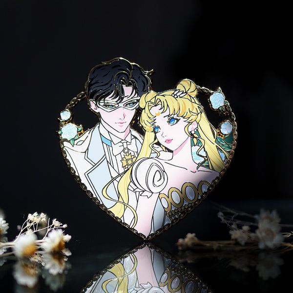 Patreon Exclusive Royal Moon Sweethearts Pearl Variant Enamel Pin